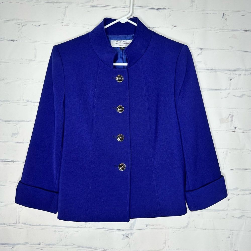 Tahari size 6 petite‎ purple jacket